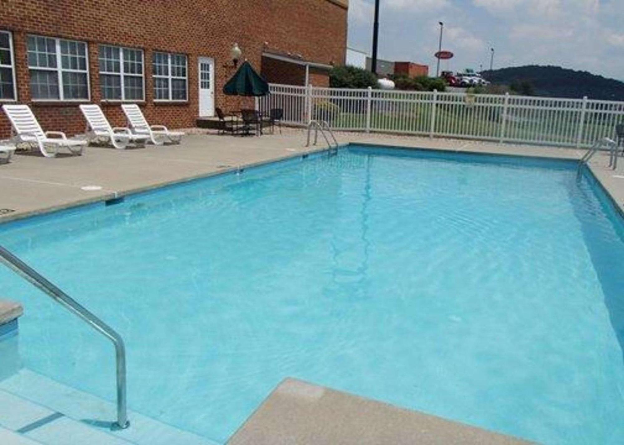 Comfort Inn & Suites Raphine - Lexington Near I-81 And I-64 Kültér fotó
