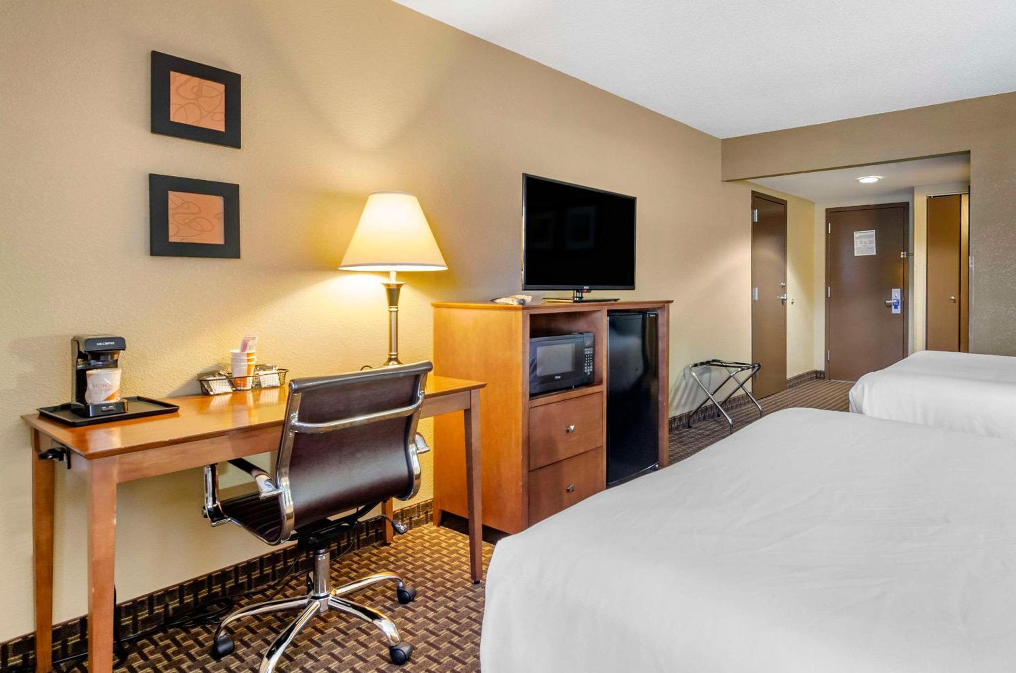 Comfort Inn & Suites Raphine - Lexington Near I-81 And I-64 Kültér fotó