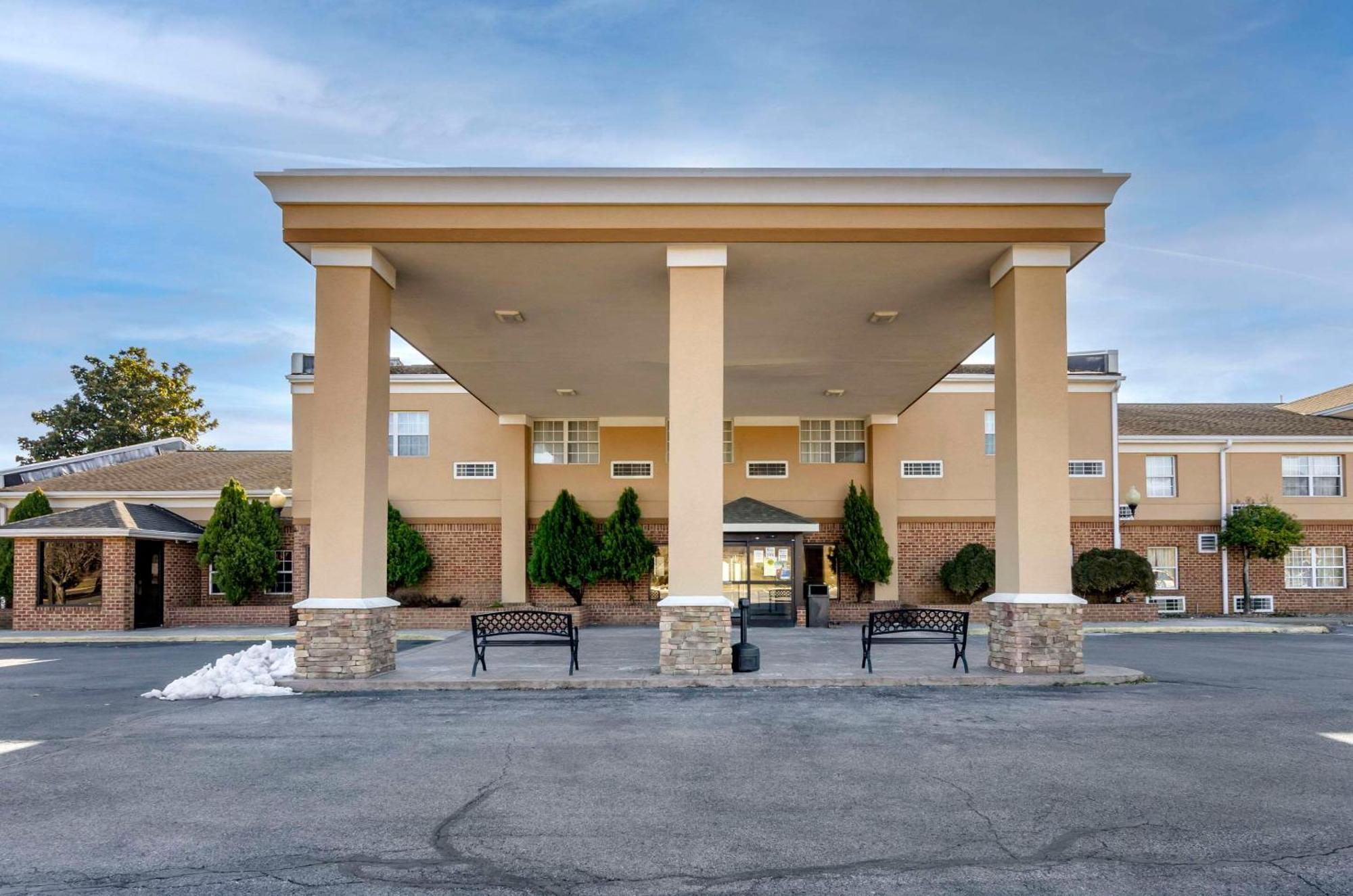 Comfort Inn & Suites Raphine - Lexington Near I-81 And I-64 Kültér fotó